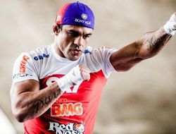 фото - Витор Белфорт собирается нокаутировать Оскара Де Ла Хойю