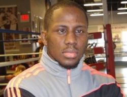 фото - Фармер: Хочу поблагодарить Дэвиса за то, что он потерял титул на взвешивании