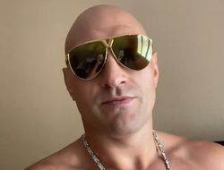 фото - Фьюри показал «кубики». Поржал над Джошуа — смотрите картинку