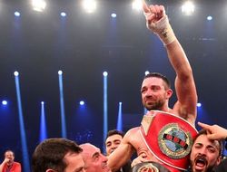 фото - Де Каролис не уступил титул WBA в Германии в бою с местным Цойге