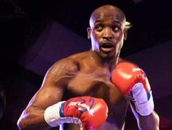 фото - Рэй Робинсон объяснил, почему Хорн может побить Кроуфорда