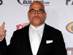 фото - Тито Ортис: «Разобью Шлеменко, как куриное яйцо»