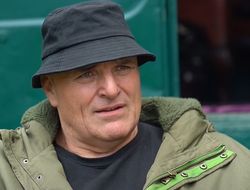 фото - Отец Фьюри раскрыл секрет, почему тот полез в зарубу с Уайлдером