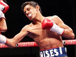 фото - Мойсес Фуэнтес и Донни Ньетес подерутся еще раз?