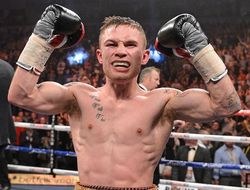 фото - Карл Фрэмптон победил Скотта Куигга