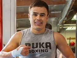 фото - Кто достанется Спенсу: небитого Абдукахорова обязали драться с Джесси Варгасом