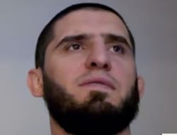 фото - Неожиданно: экс-чемпион UFC впечатлён ударкой Махачева