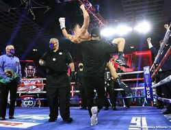 фото - Теофимо Лопес доходчиво объяснил причину отказа от реванша с Ломаченко