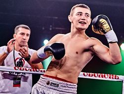 фото - Андрей Великовский нокаутировал Торосяна и взял титул WBC Asia