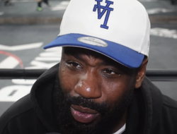 фото - В нём нет ничего особенного. Просто в боксе всё перемешалось — Томпсон