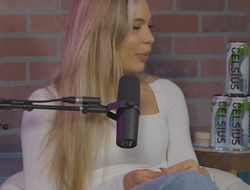 фото - Подруга Пола: «Бой Джейка с Тайсоном меня реально пугает»