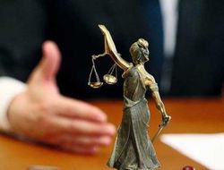 фото - Судей, присудивших победу Кудряшову над Пейсаром, дисквалифицировали на 1,5 года