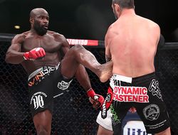 фото - Bellator 150: Конго прошёл Кейроса, Овчинникова провалила дебют