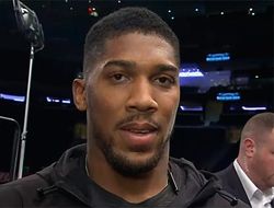 фото - Джошуа — о Миллере: Он токсичен, его нужно накормить чизбургерами