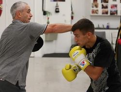 фото - Жервонта анонсировал возвращение, отец и сын Ломаченко, у Фьюри родился сын — соцсети