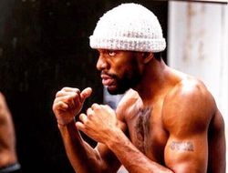 фото - У Салливана Барреры внезапно сменился противник: теперь это Джесси Харт