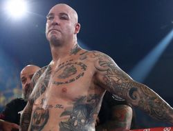 фото - Возрастной супертяж Лукас Браун и соперник Бриедиса одержали досрочные победы