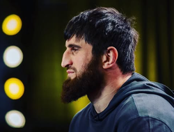 фото - Анкалаев вновь набросил на Перейру: «Как цыпочка из TikTok»