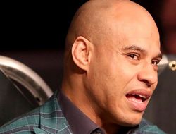 фото - Хабиб Нурмагомедов попробует себя в рестлинге? Отвечает его менеджер