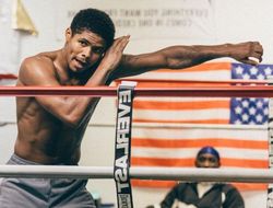 фото - Шакур Стивенсон уже с датой и соперником: это панчер из Африки