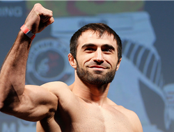 фото - UFC Fight Night в Новом Орлеане: Омари Ахмедов травмировал и победил Эберсоула