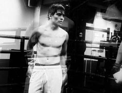 фото - Умер 17-летний сын легендарного Артуро Гатти