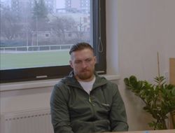 фото - «Телек — это куча говна, которая забирает мозг». Интервью Александра Усика