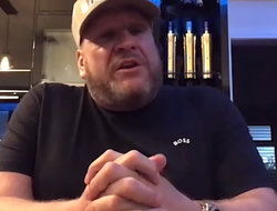 фото - Поединок Фьюри-Усик скоро состоится. Об этом заявил менеджер Тайсона