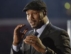 фото - Леннокс Льюис: Мы должны помочь Тайсону Фьюри