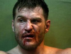 фото - UFC: стало известно, когда будут драться Миочич и Оверим