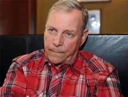 фото - «Усик никогда не станет суперзвездой». Владимир Гендлин — о бое с Чисорой и будущем Александра