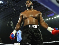 фото - Супертяж Ибэ взял пояс, проспект Брукс отметился нокаутом