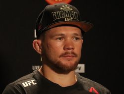 фото - Пётр Ян назвал причину переноса реванша со Стерлингом