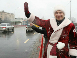 фото - Чахкиев написал стих о Емельяненко, Кличко облачился в Деда Мороза, Шелестюк воплотил мечту детства — соцсети 