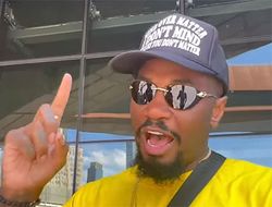 фото - Усик побьёт Фьюри! Посмотрите бой с Валлином — тренер Уайлдера