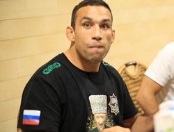 фото - Вердум хочет реванш с Емельяненко на турнире UFC в Чечне