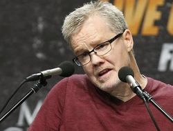 фото - Фредди Роуч признал: в углу Пакьяо царил бардак