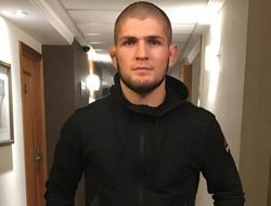 фото - Нурмагомедов обеспокоен славой: Мне нравится, когда люди меня не узнают