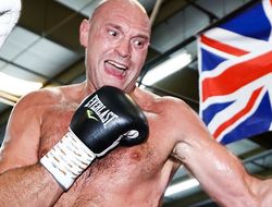 фото - Фьюри жаждет драться с Усиком и уже тренируется как одержимый — источник