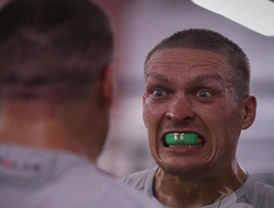 фото - Отражение Усика, Шелестюк спаррингует с Прогрейсом, крутейший ублюдок в спорте — соцсети