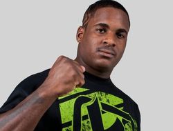 фото - Лоренц Ларкин сменил UFC на Bellator