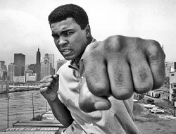 фото - Краткая история Мухаммеда Али — видео от vRINGe.com