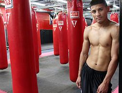 фото - Хуан Мануэль Маркес: «Абнер Марес - будущий великий чемпион Мексики»