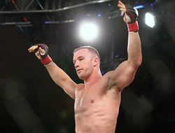 фото - M-1 Challenge 83: Брэндон Хэлси победил Михаила Рагозина