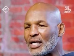 фото - Хопкинс о бое Пакьяо-Барриос: «Если кто и способен, так это он»