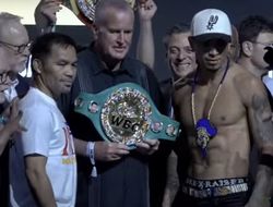 фото - Состоялось взвешивание Пакьяо, Барриоса, Цзю и Фундоры в Лас-Вегасе: результаты, видео