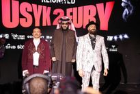 Финальная пресс-конференция Усика и Фьюри перед реваншем: фото