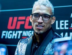 фото - Чарльз Оливейра: «Сейчас я бы нокаутировал и Макгрегора, и Порье»