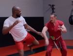 Смотрите, кто вернулся! Легендарный Джонс возобновил карьеру, сделал заявление