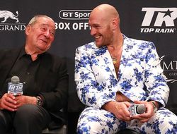 фото - Тайсон Фьюри рассказал Аруму, как «убивает спарринг-партнёров»